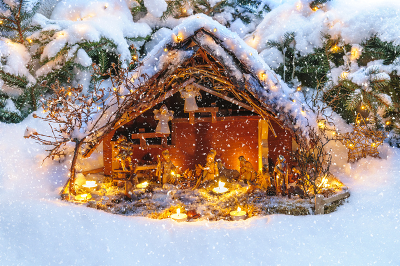 Bon samedi Creche_de_noel